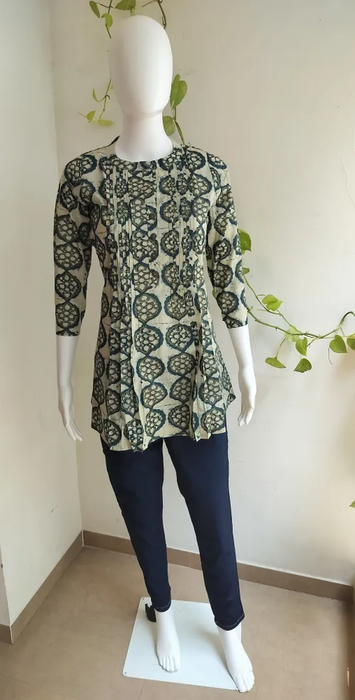 Pintuck Tunic Top  2